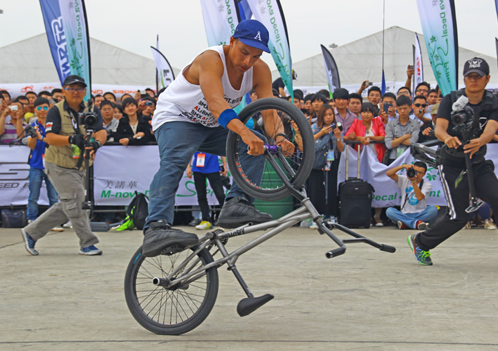 Camilo Gutierrez BMX Professional